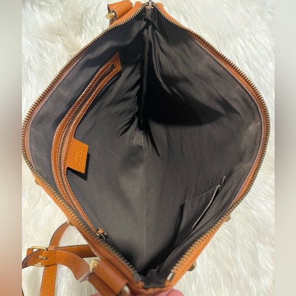 Authenticated Gucci Nailhead Abbey Messenger Shoulder Bag Crossbody Tote Bag - Picture 11 of 15